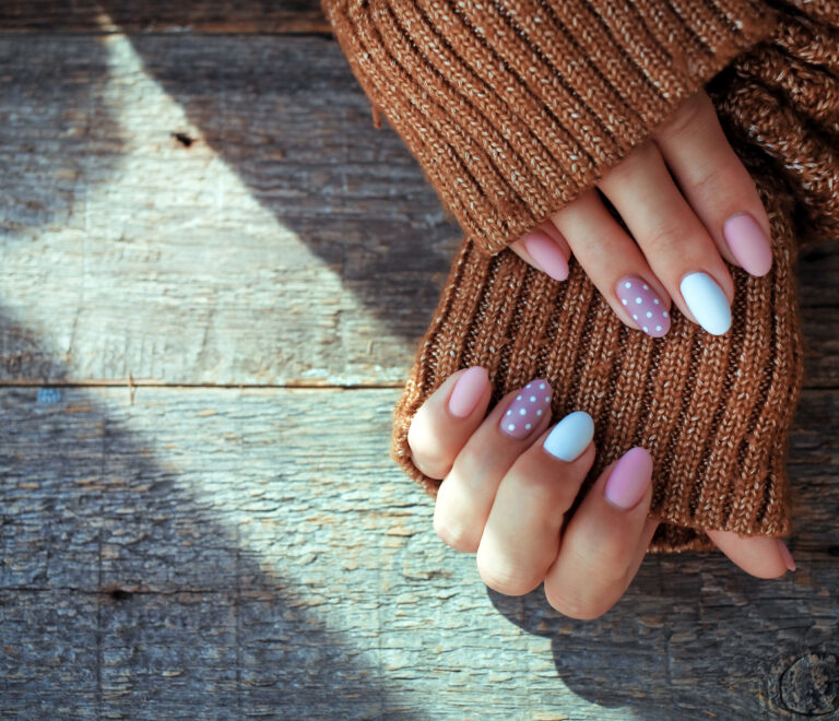 Manicure hybrydowy